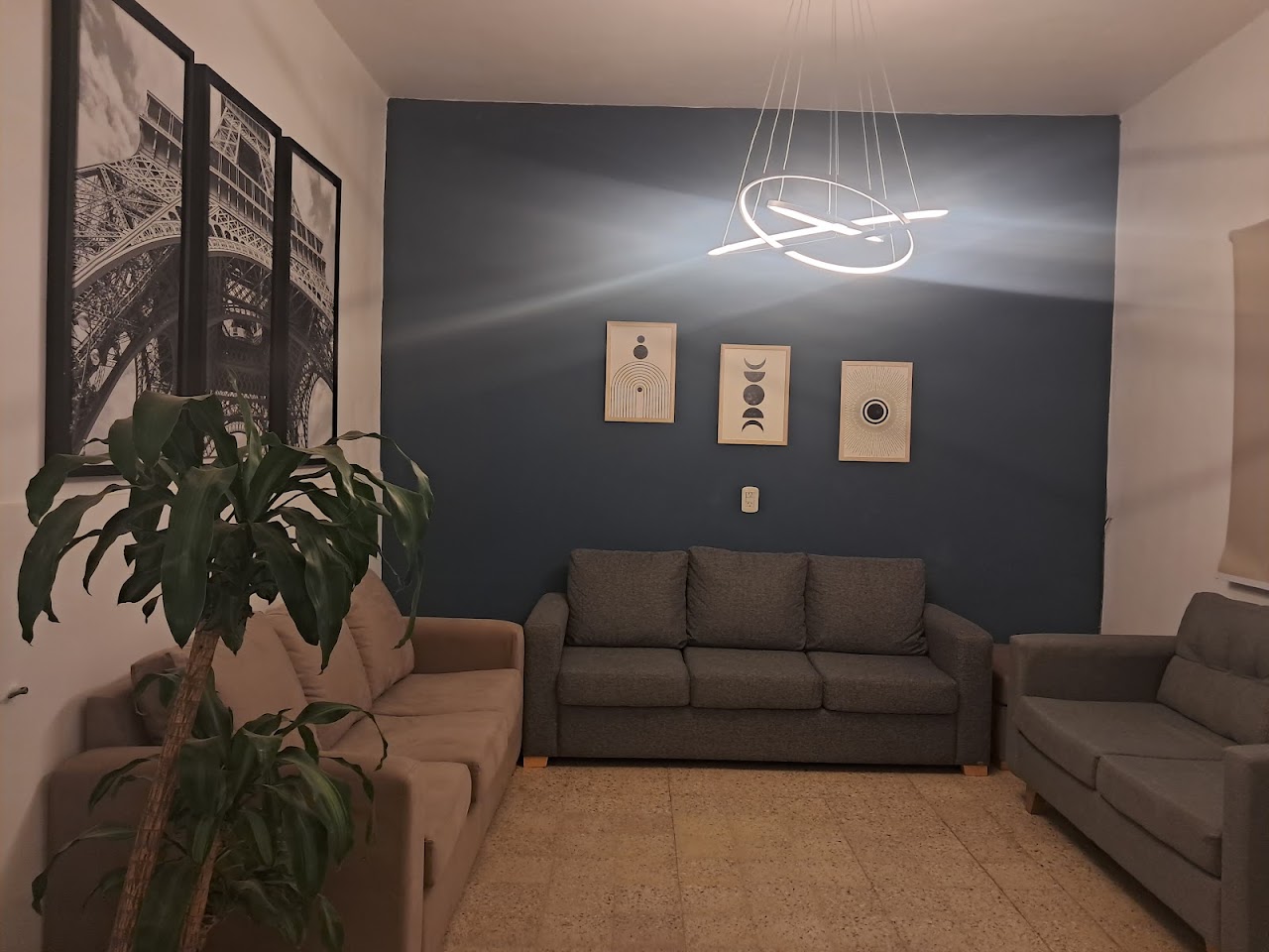 Sala de espera de Vident Odontología